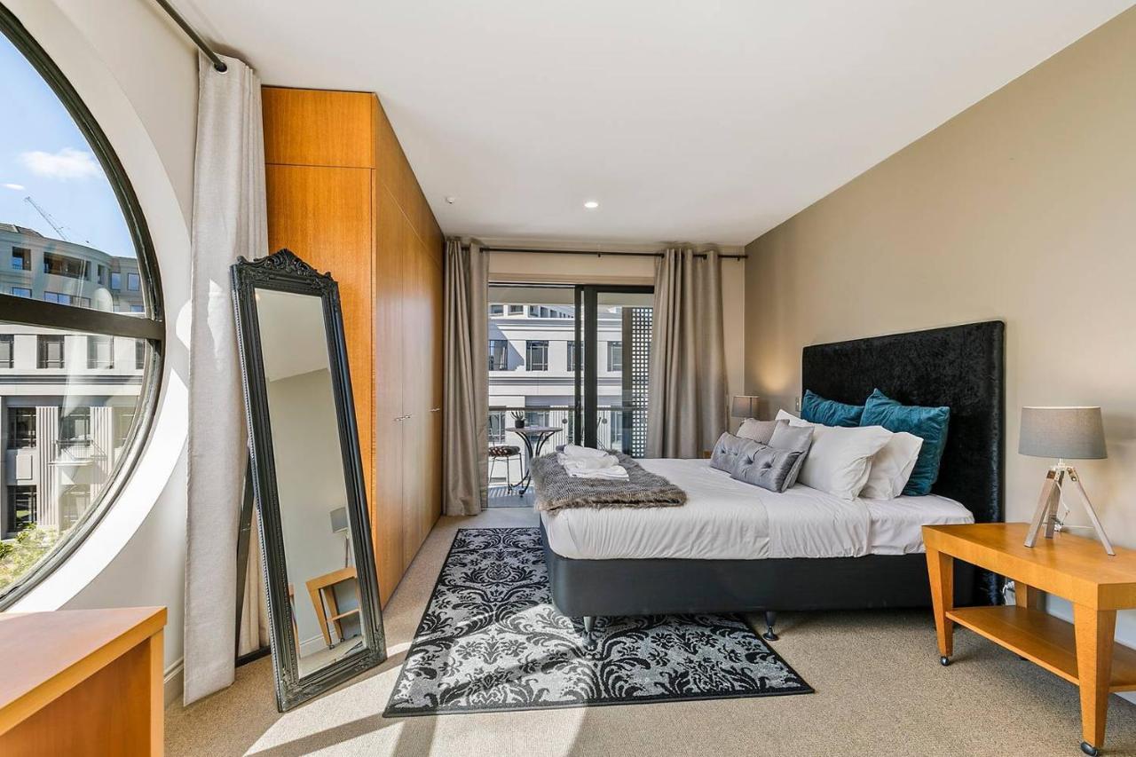 Enormous One Bedroom Beauty In Cbd! Free Parking Auckland Eksteriør bilde