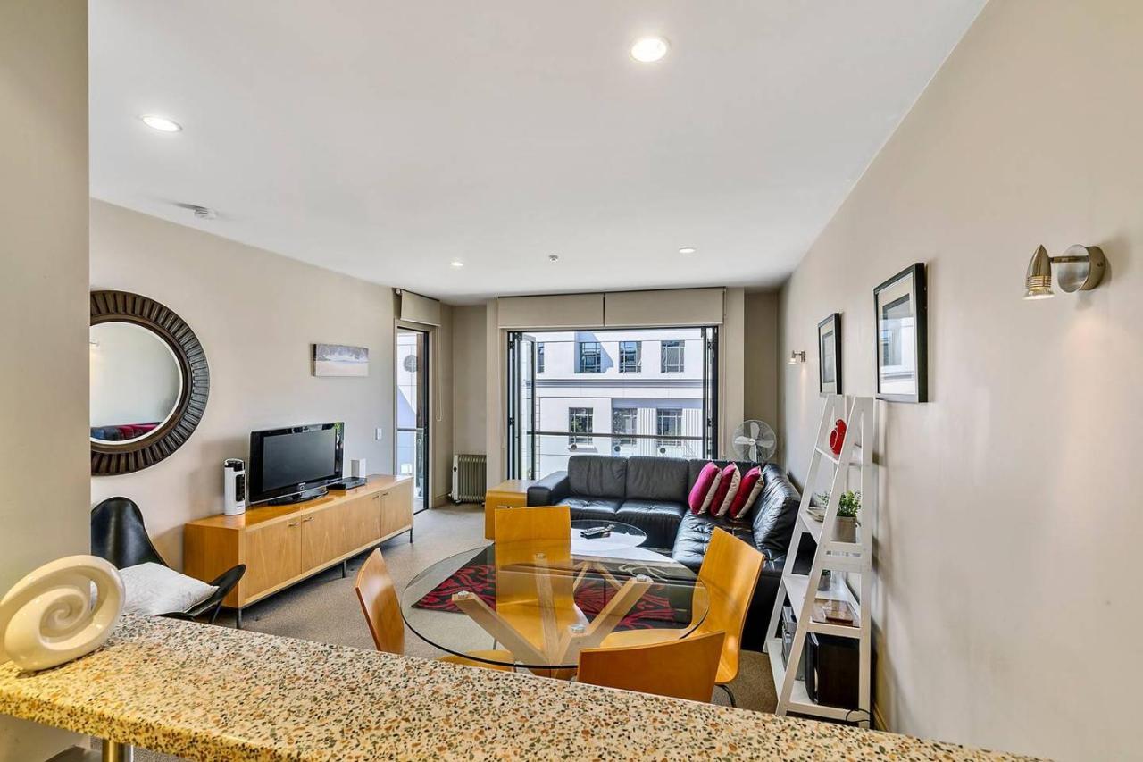 Enormous One Bedroom Beauty In Cbd! Free Parking Auckland Eksteriør bilde